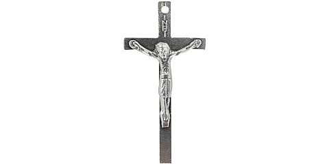 Croce barretta con Cristo stampato in metallo ossidato - 4,8 cm