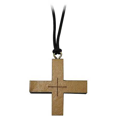 Croce in ulivo con incisione e cordone - 3 x 3 cm